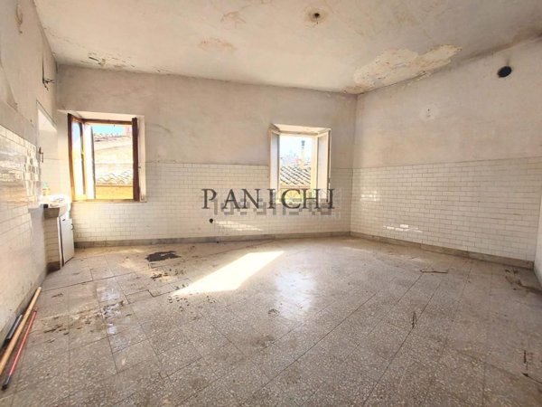 appartamento in vendita ad Asciano