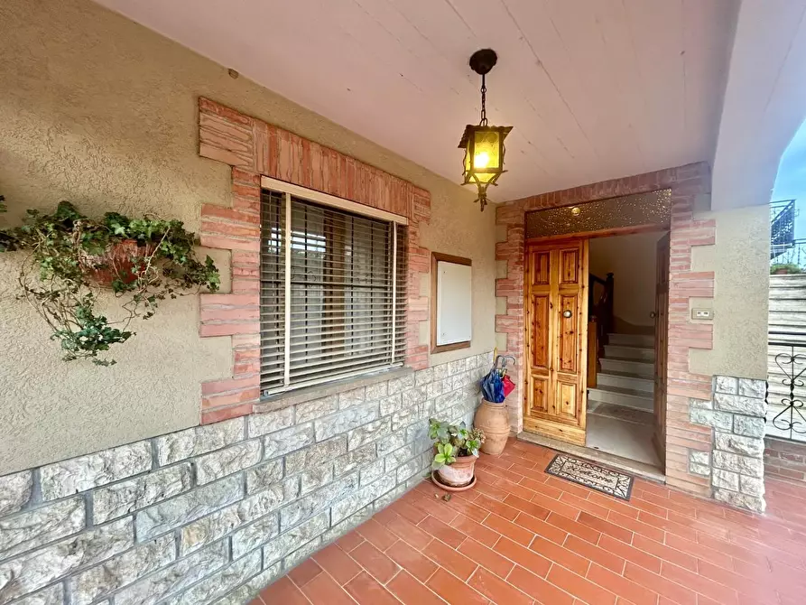 casa indipendente in vendita ad Asciano