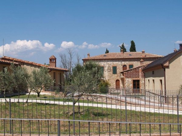 casale in vendita ad Asciano