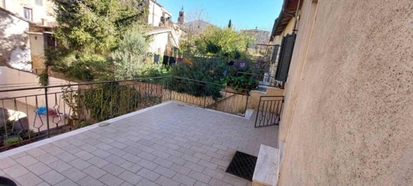appartamento in vendita ad Asciano