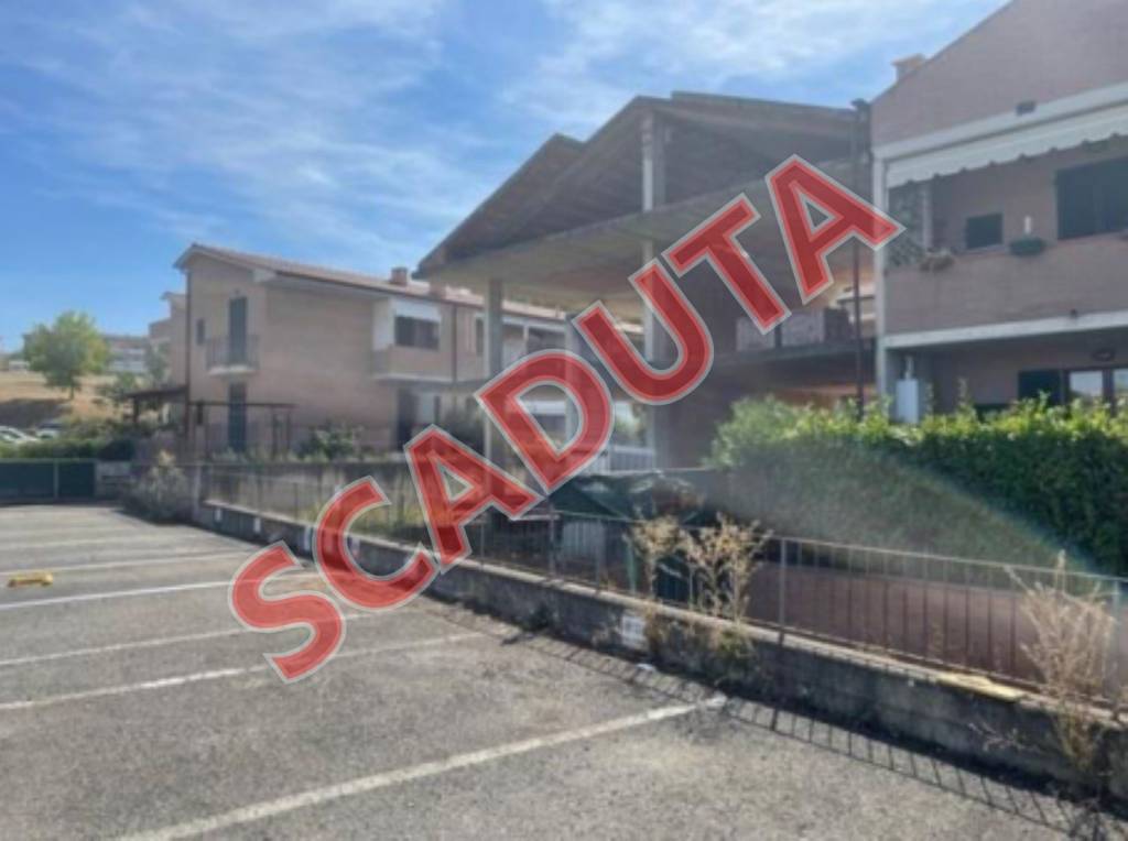 appartamento in vendita ad Asciano in zona Arbia