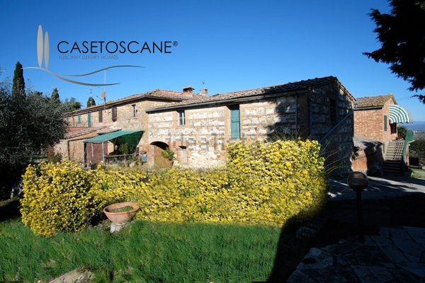 casale in vendita ad Asciano