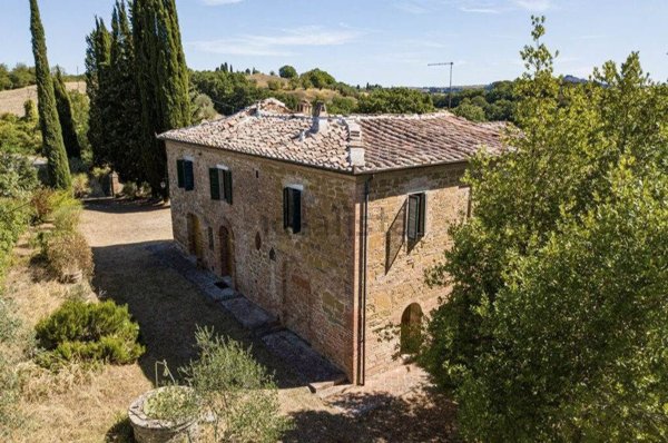 casale in vendita ad Asciano