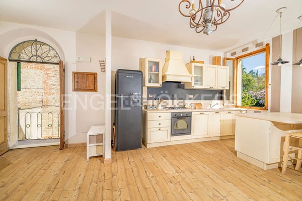 appartamento in vendita ad Asciano