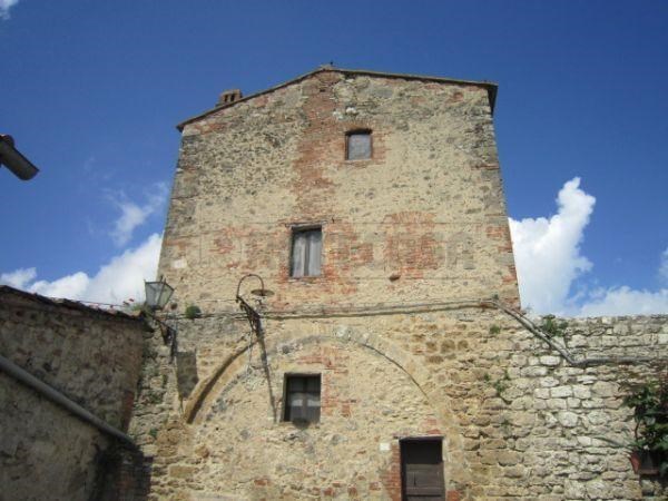 casa indipendente in vendita ad Asciano