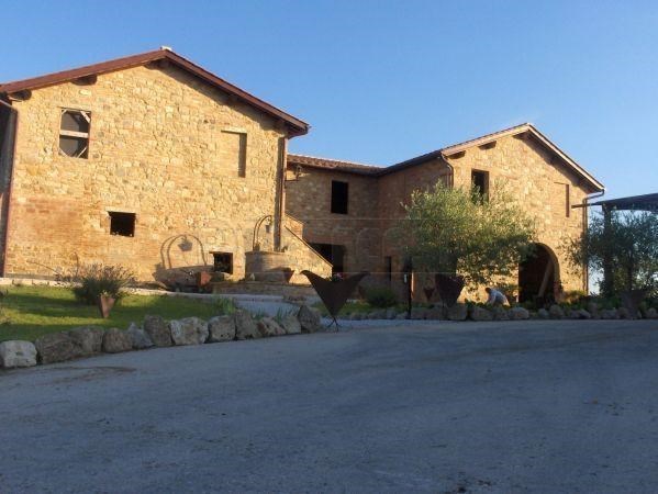 casa indipendente in vendita ad Asciano