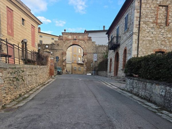 casa indipendente in vendita ad Asciano