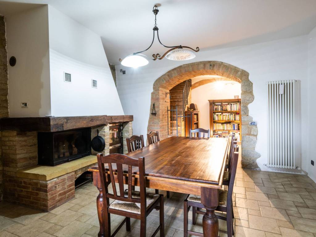 appartamento in vendita ad Asciano