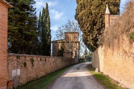 casale in vendita ad Asciano