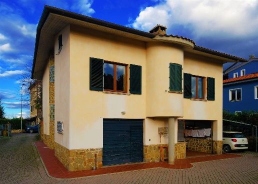 casa indipendente in vendita ad Asciano