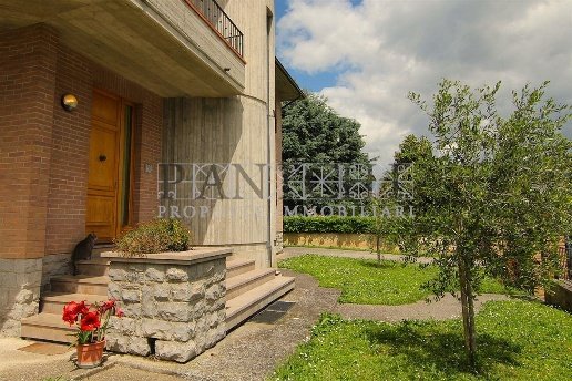 casa indipendente in vendita ad Asciano