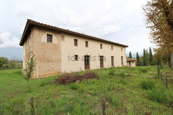 appartamento in vendita ad Asciano