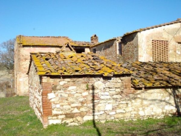 casa indipendente in vendita ad Asciano