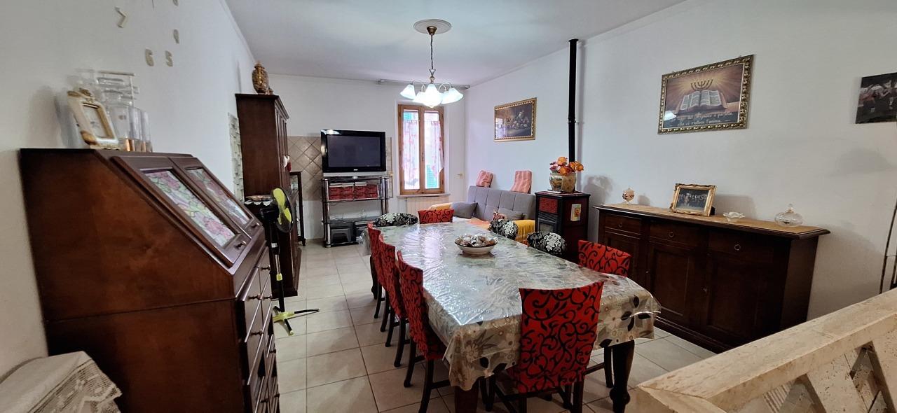 appartamento in vendita ad Asciano