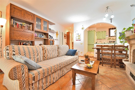 appartamento in vendita ad Asciano in zona Arbia