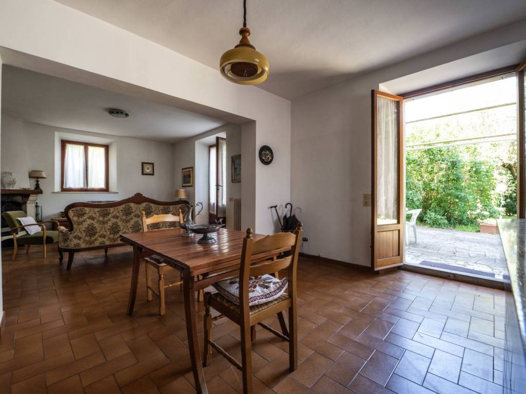 appartamento in vendita ad Asciano