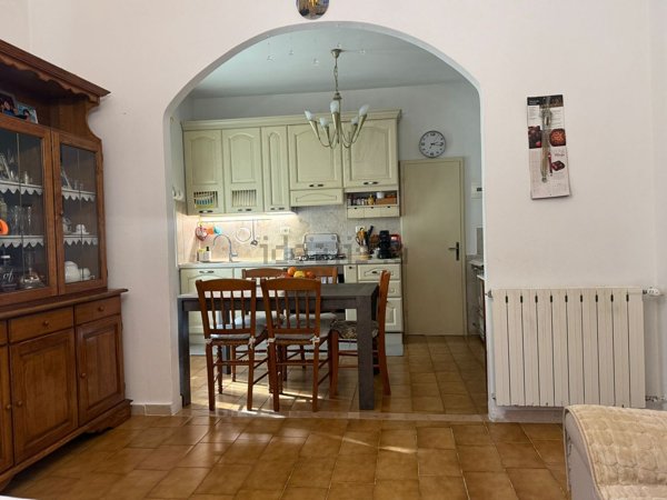 appartamento in vendita ad Asciano