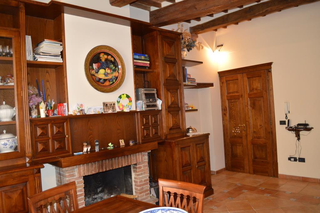 appartamento in vendita ad Asciano