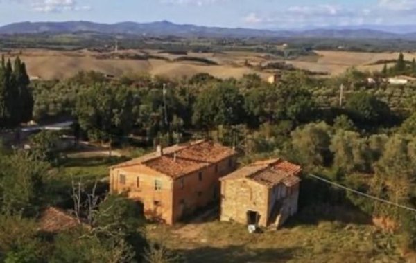 casale in vendita ad Asciano in zona Torre a Castello