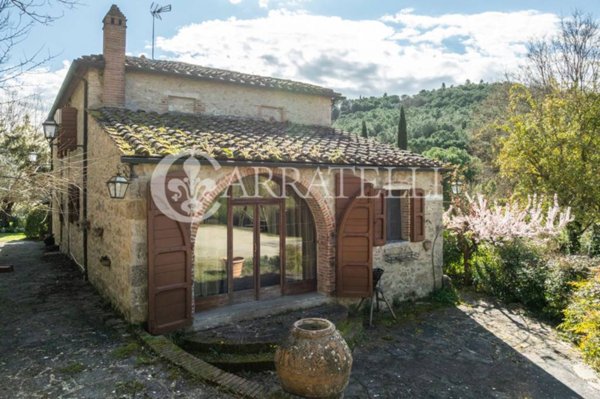 casa indipendente in vendita ad Asciano