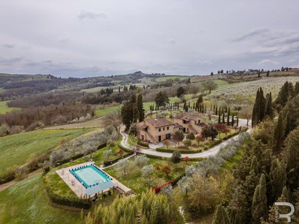 casa indipendente in vendita ad Asciano