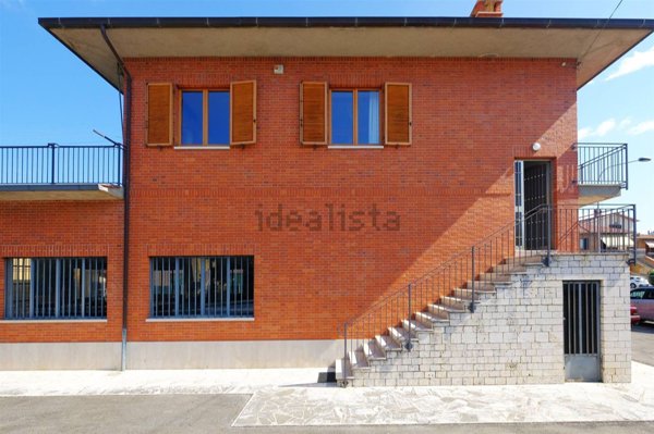 casa indipendente in vendita ad Asciano