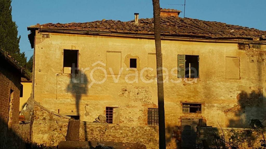 appartamento in vendita ad Asciano in zona Torre a Castello