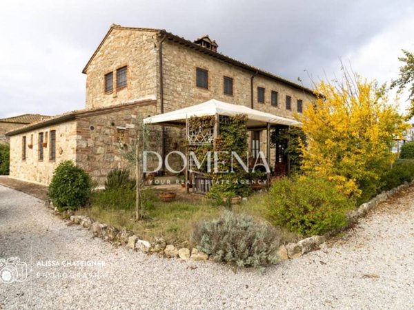 casa indipendente in vendita ad Asciano