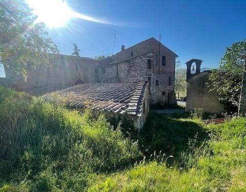 casa indipendente in vendita ad Asciano