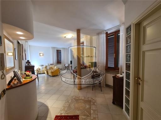 casa indipendente in vendita ad Asciano in zona Arbia