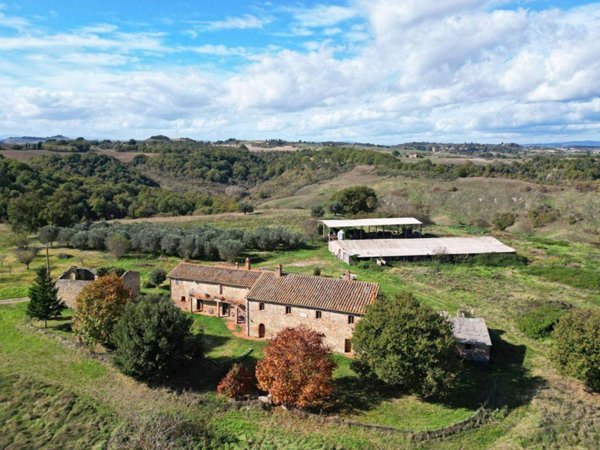 casa indipendente in vendita ad Asciano