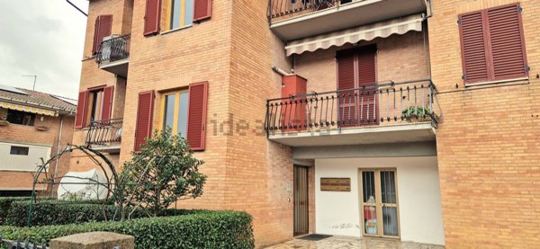 appartamento in vendita ad Asciano in zona Arbia