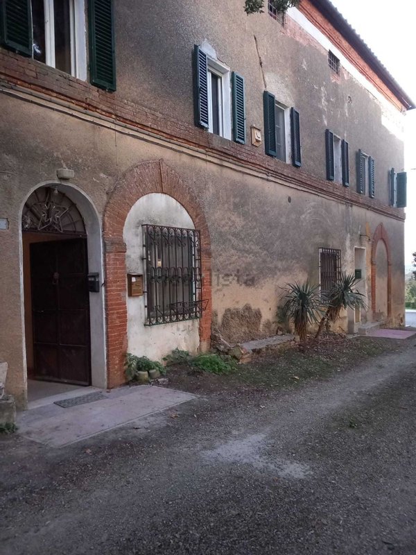 appartamento in vendita ad Asciano