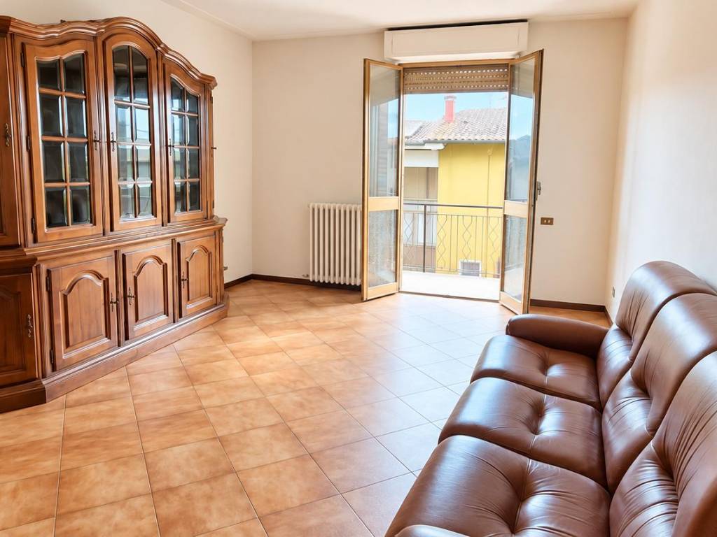 appartamento in vendita ad Asciano in zona Arbia