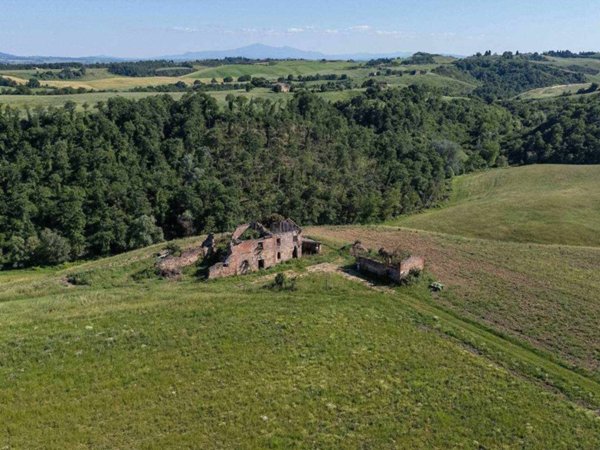 casa indipendente in vendita ad Asciano