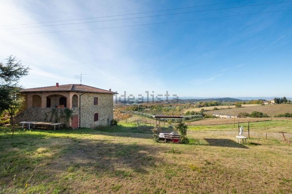 casa indipendente in vendita ad Asciano