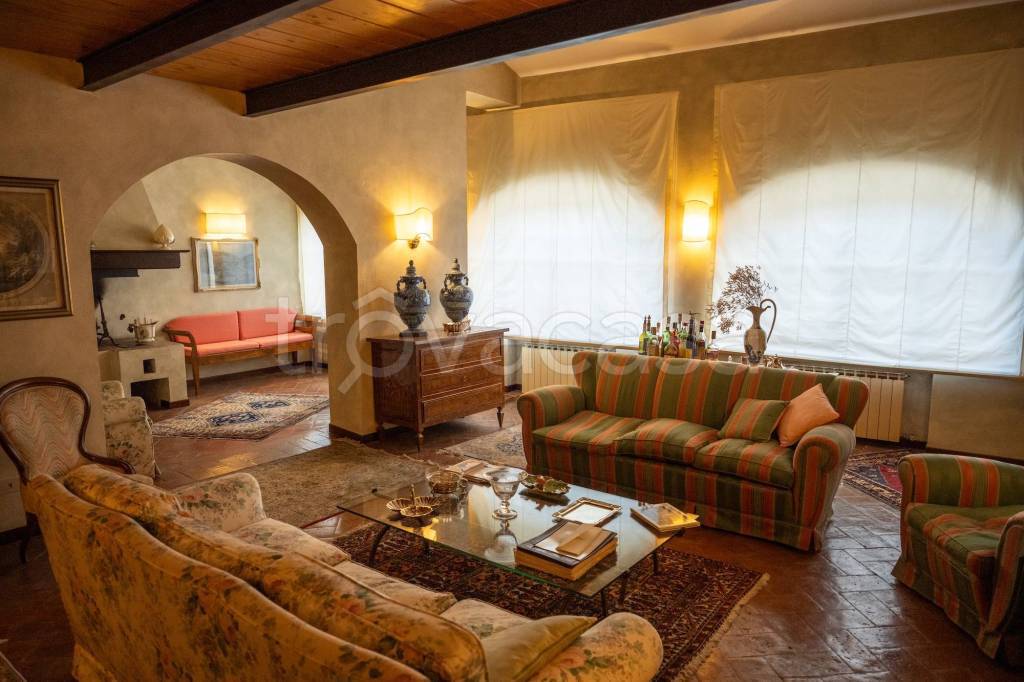 casa indipendente in vendita ad Asciano