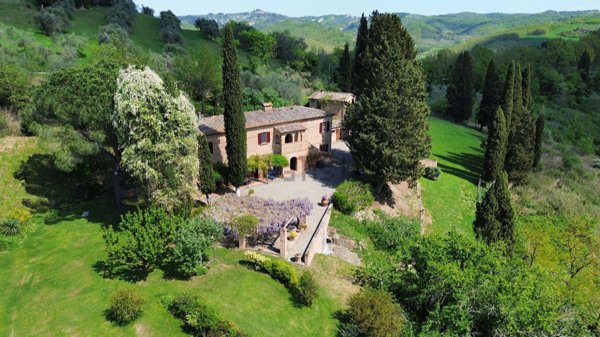 casa indipendente in vendita ad Asciano