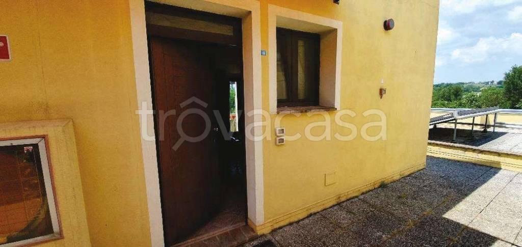 appartamento in vendita ad Asciano in zona Arbia