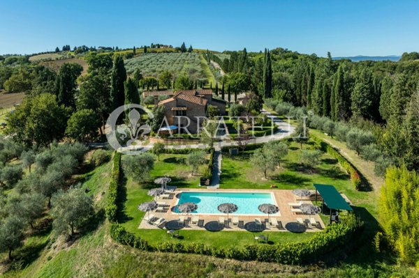 casale in vendita ad Asciano