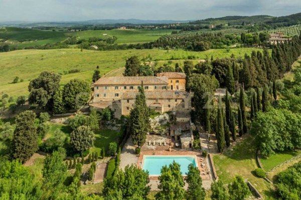 casa indipendente in vendita ad Asciano