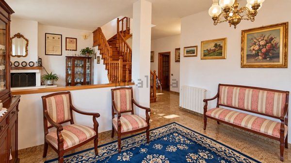 casa indipendente in vendita ad Asciano