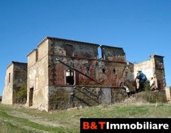 casa indipendente in vendita ad Asciano