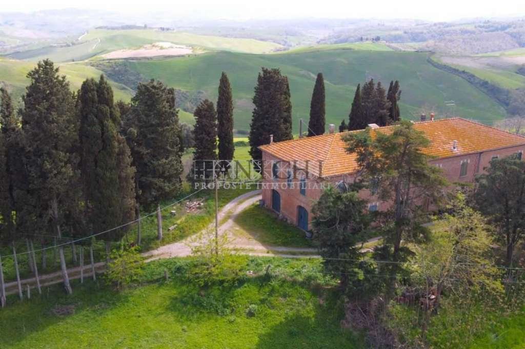 casa indipendente in vendita ad Asciano