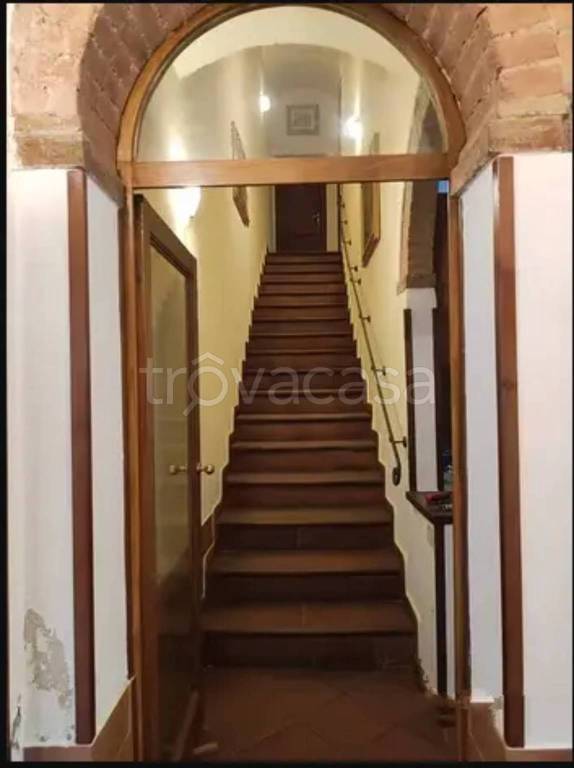 appartamento in vendita ad Asciano in zona Torre a Castello