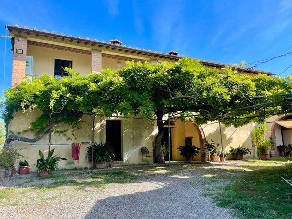 casa indipendente in vendita a Buonconvento