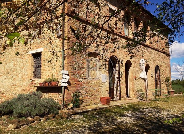 casa indipendente in vendita a Buonconvento