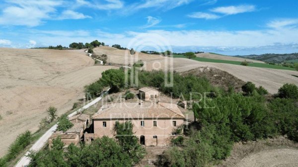 casa indipendente in vendita a Buonconvento