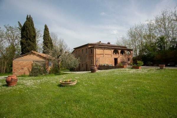 casa indipendente in vendita a Buonconvento