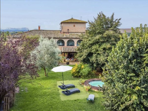 casa indipendente in vendita a Buonconvento